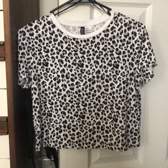 Leopard Divided Tee - Picture 1 of 2